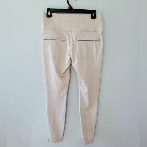 Athleta Delancey Textured Moto Tight EUC Size Medium, Zippered Pockets High Rise - Picture 10 of 15
